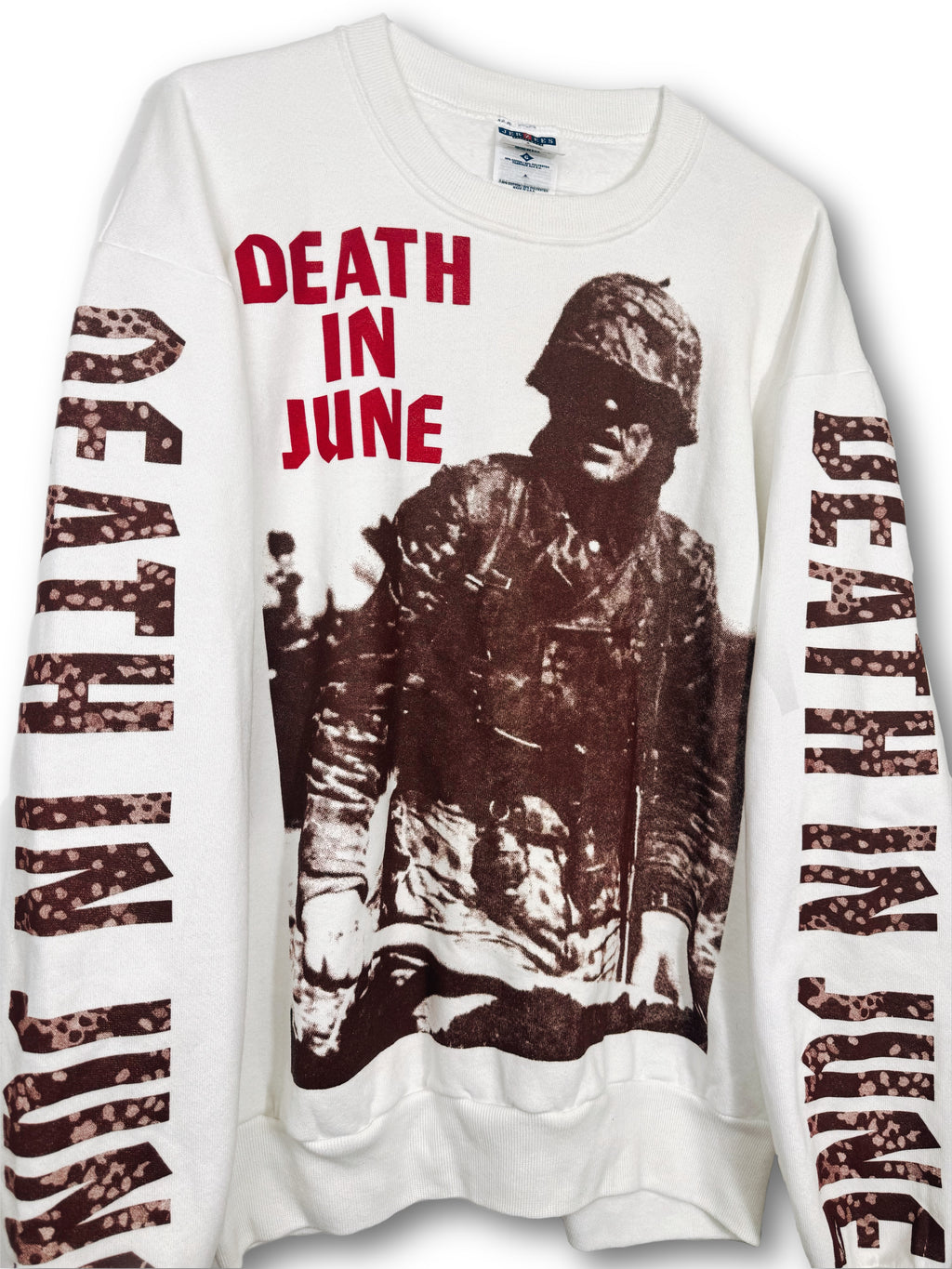 DI6 Sweater Print on White Vintage